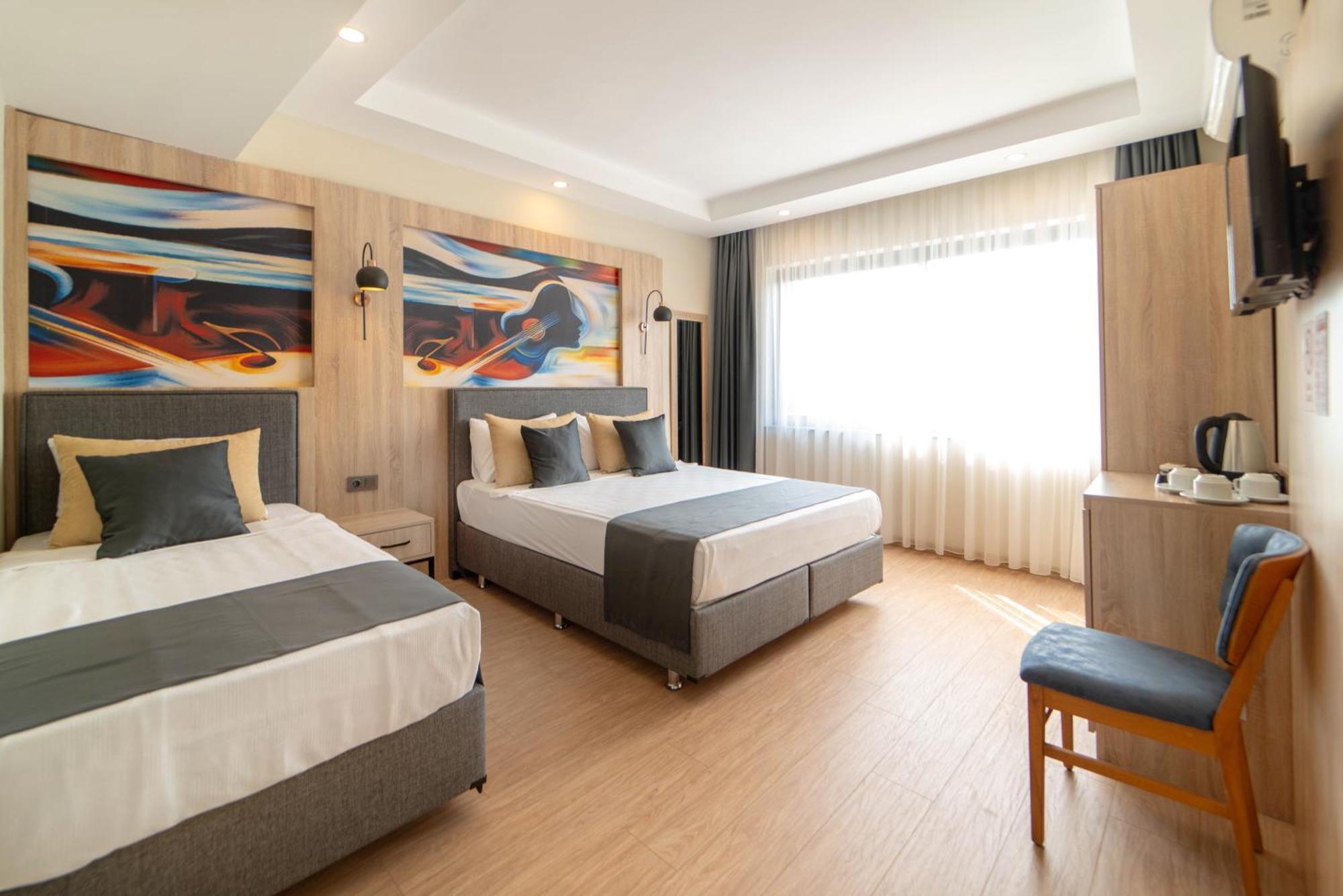Deniz Boutique Hotel Antalia Esterno foto